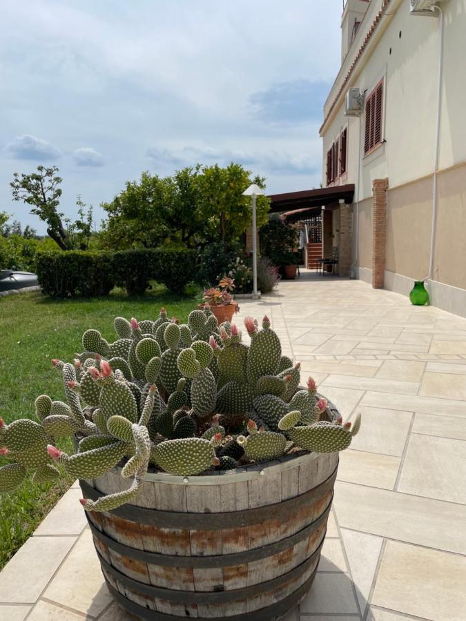 Villa Mara B&B Noto Kültér fotó