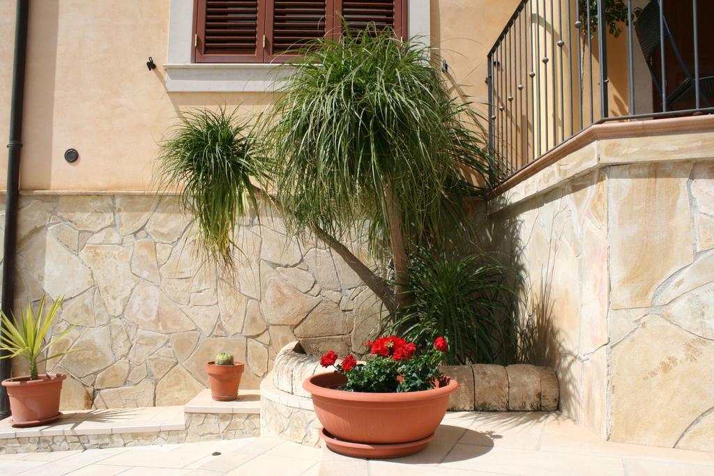 Villa Mara B&B Noto Kültér fotó